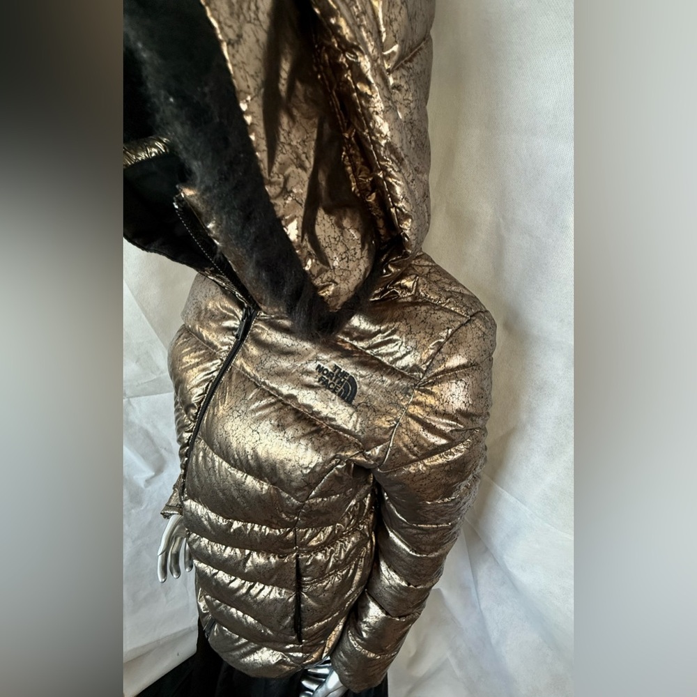 The North Face Women's Gotham Jacket II - Picture 10 of 16